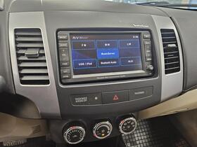 Mitsubishi Outlander vaihtoauto