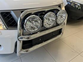 Nissan Navara vaihtoauto