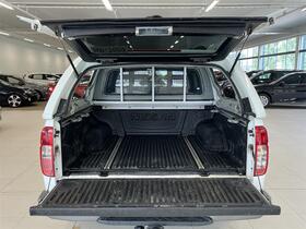 Nissan Navara vaihtoauto