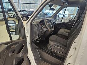 Nissan NV400 vaihtoauto