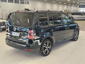 Volkswagen Touran vaihtoauto