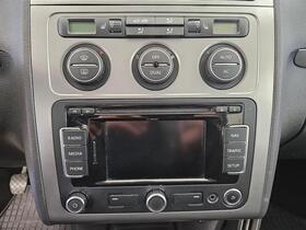 Volkswagen Touran vaihtoauto