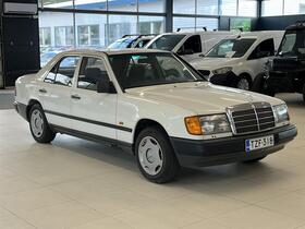 Mercedes-Benz 200 vaihtoauto