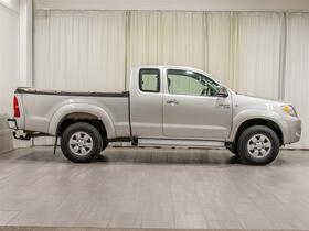 Toyota Hilux vaihtoauto