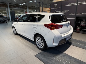 Toyota Auris vaihtoauto