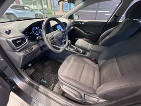 Hyundai IONIQ hybrid vaihtoauto