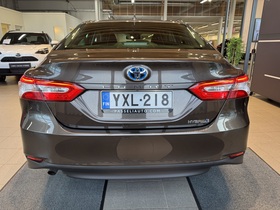 Toyota Camry vaihtoauto