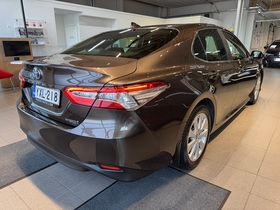 Toyota Camry vaihtoauto