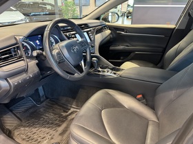 Toyota Camry vaihtoauto