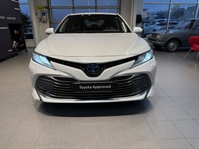 Toyota Camry vaihtoauto