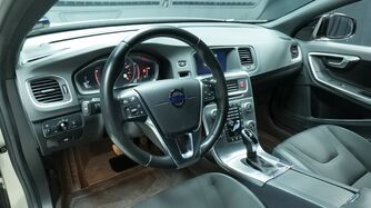 Volvo V60 Cross Country vaihtoauto