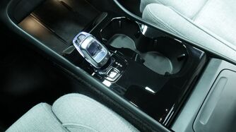 Volvo EX40 vaihtoauto