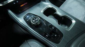 Lexus RZ vaihtoauto