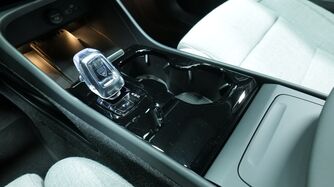 Volvo EX40 vaihtoauto
