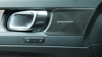 Volvo EX40 vaihtoauto