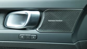 Volvo EX40 vaihtoauto