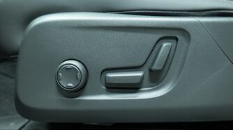 Volvo EX40 vaihtoauto