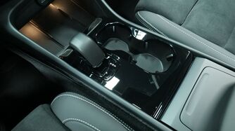 Volvo EX40 vaihtoauto