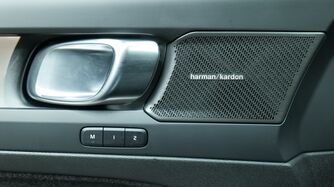 Volvo EX40 vaihtoauto