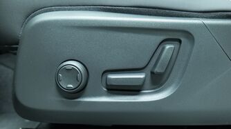 Volvo EX40 vaihtoauto