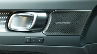 Volvo EX40 vaihtoauto