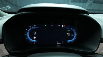 Volvo EX40 vaihtoauto