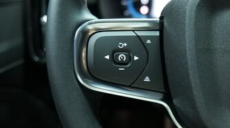 Volvo EX40 vaihtoauto