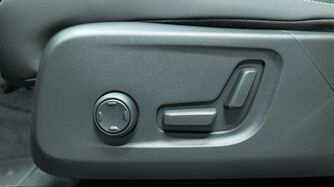 Volvo EX40 vaihtoauto