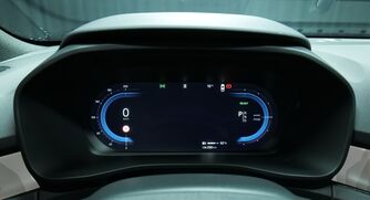 Volvo EX40 vaihtoauto