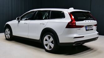 Volvo V60 Cross Country vaihtoauto