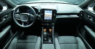 Volvo EX40 vaihtoauto