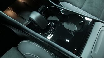 Volvo EX40 vaihtoauto