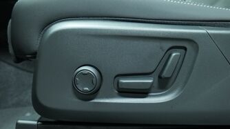 Volvo EX40 vaihtoauto