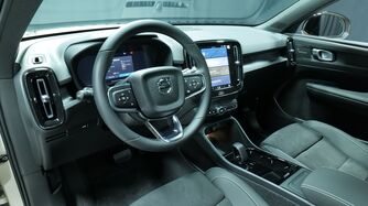 Volvo EX40 vaihtoauto