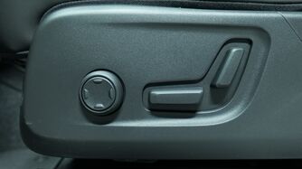 Volvo EX40 vaihtoauto