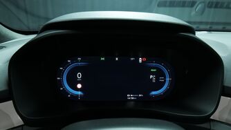 Volvo EX40 vaihtoauto