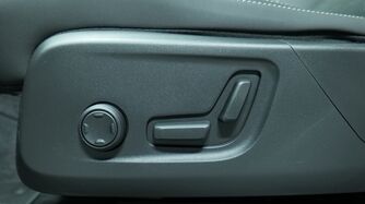 Volvo EC40 vaihtoauto