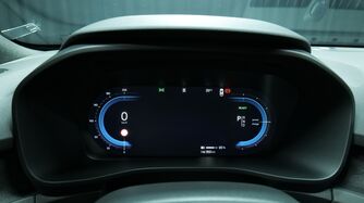 Volvo EX40 vaihtoauto