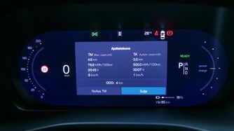 Volvo EX40 vaihtoauto