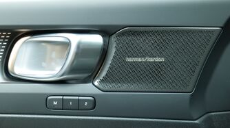 Volvo EX40 vaihtoauto