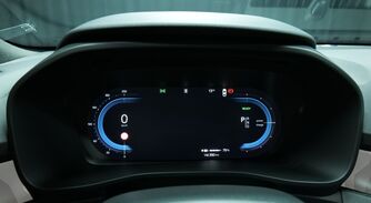 Volvo EX40 vaihtoauto