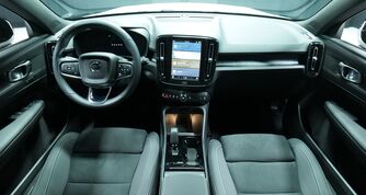 Volvo EX40 vaihtoauto