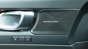 Volvo EC40 vaihtoauto