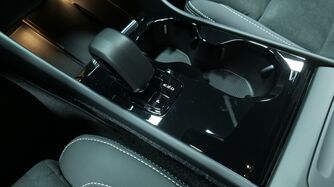 Volvo EX40 vaihtoauto