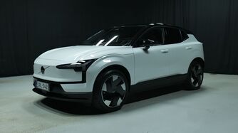 Volvo EX30 vaihtoauto