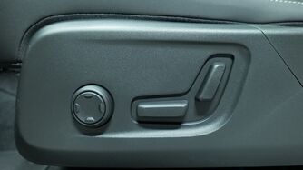 Volvo EC40 vaihtoauto