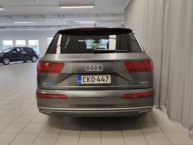 Audi Q7 vaihtoauto