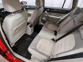 Volkswagen Golf Sportsvan vaihtoauto