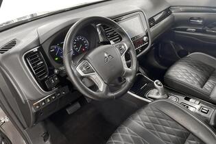 Mitsubishi Outlander PHEV vaihtoauto
