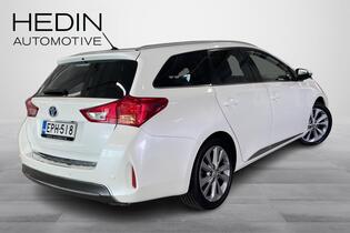 Toyota Auris vaihtoauto